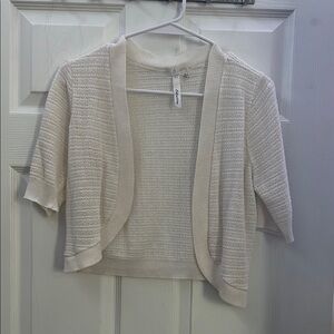 NY Collection Cream Cropped Cardigan – Short Sleeve Lightweight Knit Shrug